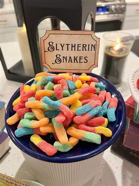 Harry Potter Party Food Ideas - BEYOND THE NOMS | Harry potter parties ...
