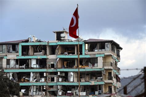 土耳其南部再次发生地震造成至少3人死亡 - Chinadaily.com.cn
