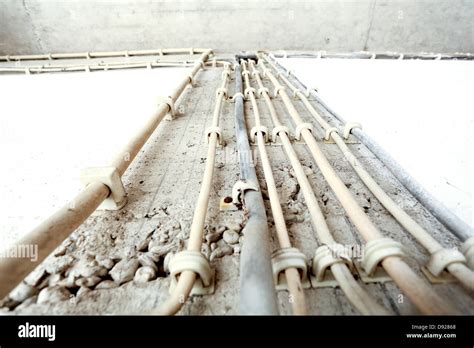 Old Electricity 的图像结果