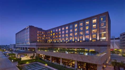 12 Best Hotels In Chandigarh For A Luxury Stay