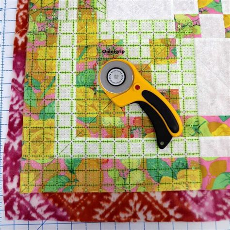 Using Minky for Quilt Backing 的图像结果