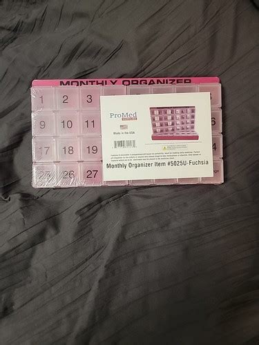 PROMED/Monthly Pill Organizer~32 compartments/New~Fuchsia 747738302531 ...
