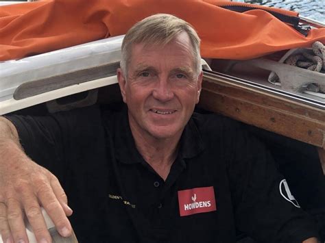 Golden Globe Race. Simon Curwen abandonne, les skippers ne sont plus ...