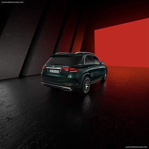 Mercedes-Benz GLE (2024) - pictures & information