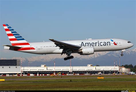 American Airlines Boeing 777-200ER N781AN at Milan - Malpensa MXP / LIMC