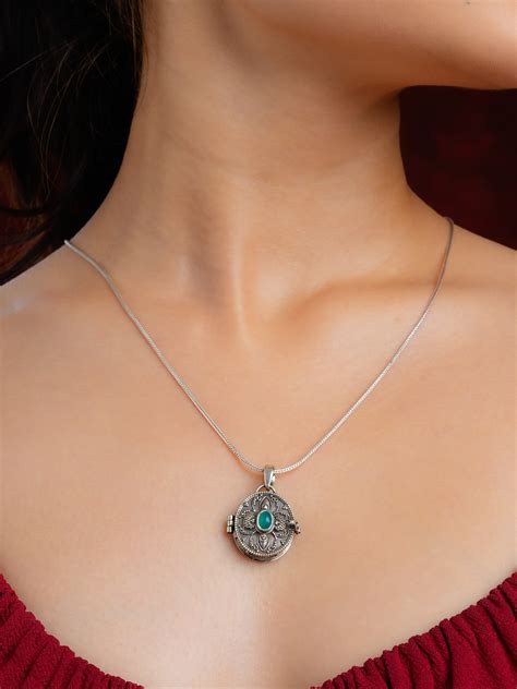 Green Onyx Silver Taweez Pendant – Totapari