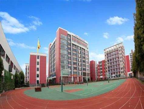 宜昌市上海中学