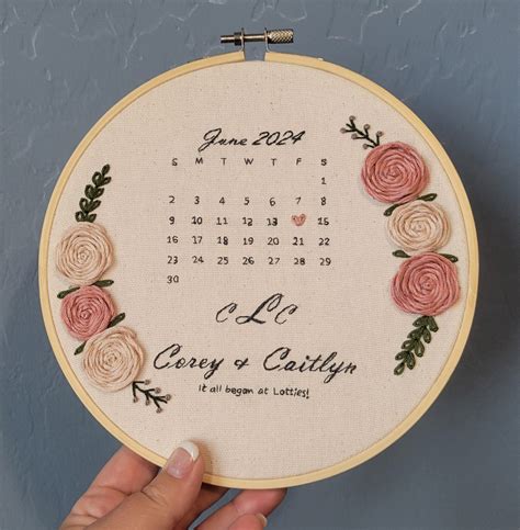 Custom Wedding Embroidery Hoop, Personalized Gift, Floral Name ...