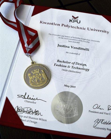 美国大学毕业证样本，英国学位证模板，国外大学毕业证电子版，澳洲学位证样本