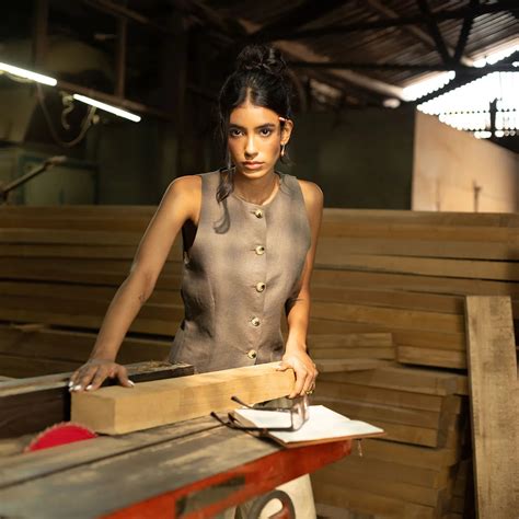 Fibre-1 - Women – Love Pangolin