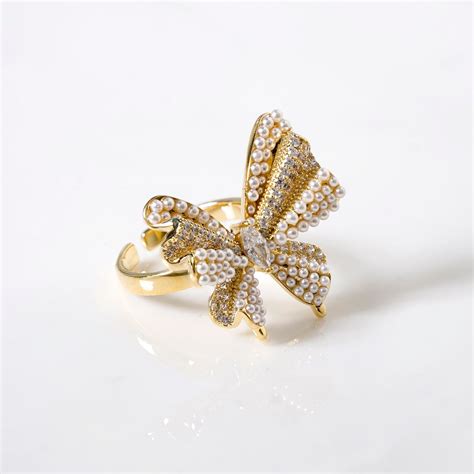 Ring Online - Premium Pearled Butterfly Statement Ring Gold | Nestasia