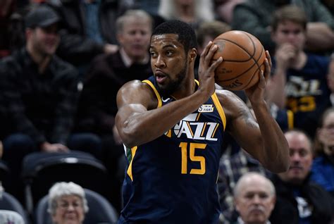 Utah Jazz: Derrick Favors can reach historic milestone next season