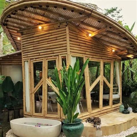 https://events.rumah123.com/news-content/img/2021/11/17154155/Desain-gazebo-bambu-3.jpg