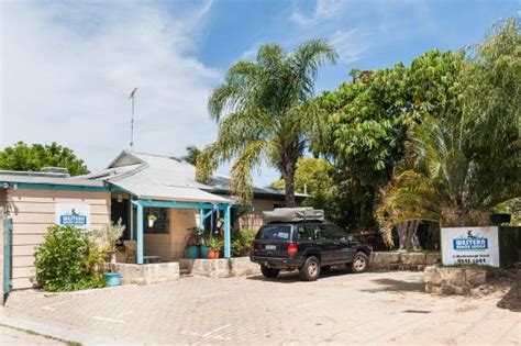 WESTERN BEACH LODGE (Scarborough) - Inn Reviews, Photos, Rate ...