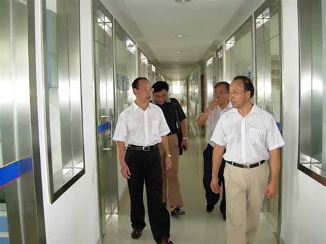 首席科学家程式华研究员调研扬州综合试验站建设发展情况_中国水稻研究所