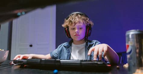 Image result for How to Make a Compass Track a Player 1.16.4 Java