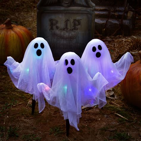 Cute Outside Halloween Decorations