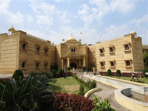 SYNA HERITAGE HOTEL - KHAJURAHO - Hotel Reviews, Photos, Rate ...