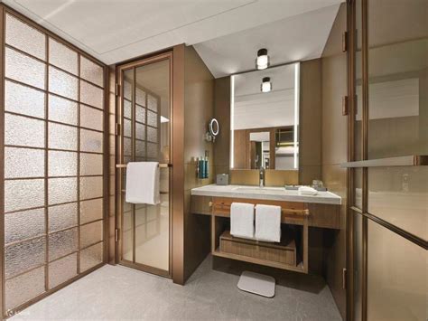 [Half-day tour of the Forbidden City/Great Wall] DoubleTree by Hilton ...