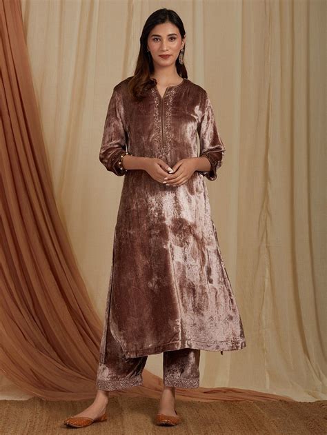 Buy Old Rose Zardozi Hand Embroidered Velvet A-Line Suit with Organza ...