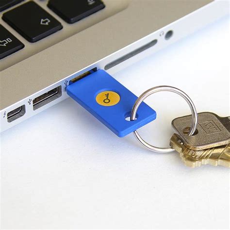 Security Key Computer 的图像结果
