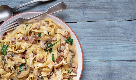 Spinach Fettuccine Alfredo