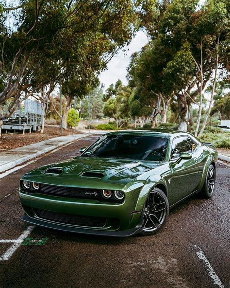 Hot Mopar! Dodge Challenger Hellcat in F8 Green