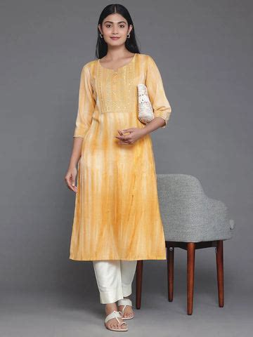 Buy Cotton Kurtis & Kurtas for Women Online in India | Libas