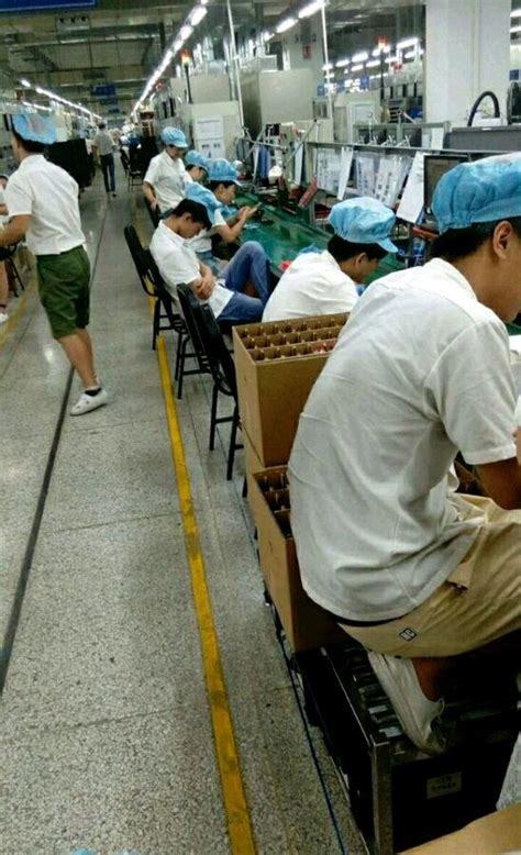 广东工厂老板：月薪给8000招不到人，开厂10年如今濒临倒闭|工厂|工资|上班_新浪新闻