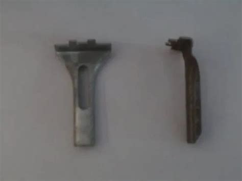 Floor Gratings - Steel Grating Gi Painted Manufacturer from Pune