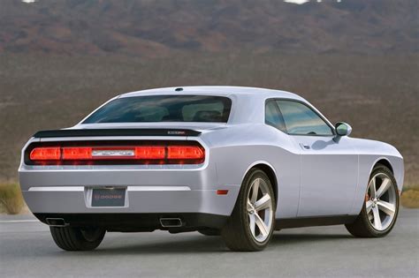 2008 Dodge Challenger VINs, Configurations, MSRP & Specs - AutoDetective