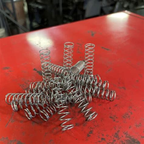 Compression Spring Applications 的图像结果