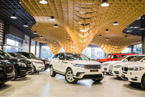 Buy Used Range Rover Velar R-Design S 2024: Unbeatable