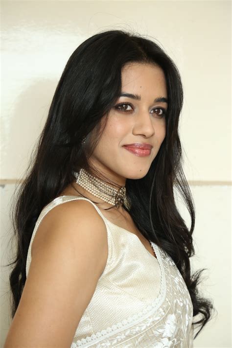 Mirnalini Ravi at Love Guru movie pre release - South Indian Actress