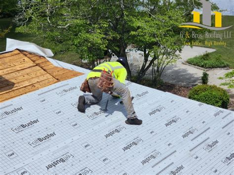 How To Determine The Age Of Your Roof - Expert Tips