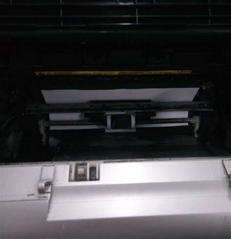 惠普1108打印机打印出纸张有墨迹