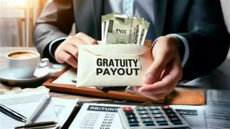 ఉద్యోగులకు సూపర్ న్యూస్..ఏడాది దాటితే గ్రాట్యుటీ..కొత్త లేబర్ కోడ్ ...