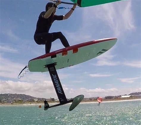 Wind Foiling 的图像结果