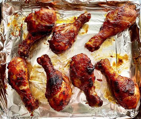 Easy Oven-Baked BBQ Chicken Drumsticks: Juicy, Crispy, and Family ...