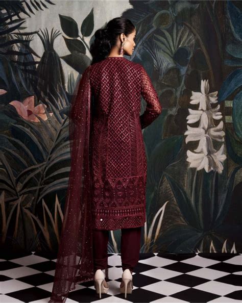 Buy Gwen Maroon Kurta With Raw Silk Pants and Dupatta.