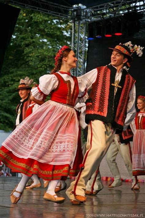Wymysorian Indigenous People: Polish Traditional Germanic Language Island & Customs