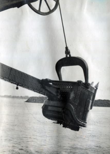 King Edward - Backhoe dredges - Equipment | Dredging Database