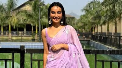 Surbhi Jyoti is back to work post wedding; shares a glimpse from her ...