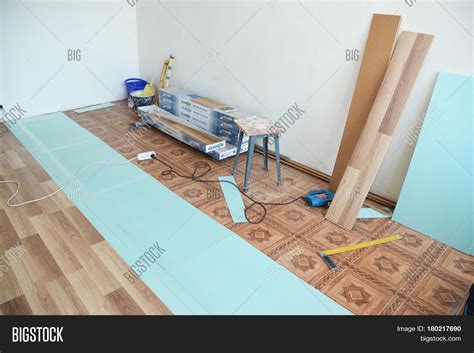 Harmonics Laminate Flooring Website – Flooring Blog