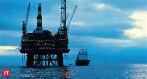 Relinquishment of land in KG-D6: Oil Min talks tough - The Economic ...