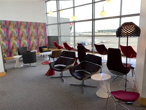 Virgin Atlantic Clubhouse at Washington Dulles International Airport ...