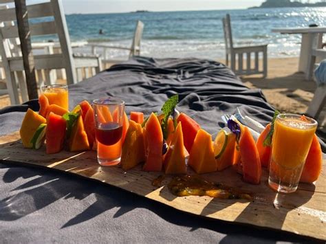 BANANA BEACH (Unawatuna) - B&B Reviews, Photos, Rate Comparison ...