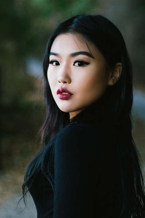 Stunning Pictures of Asian People