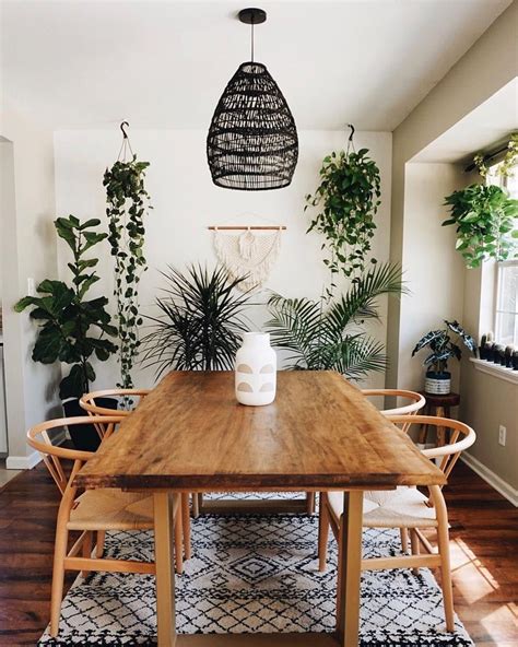 boho style dining room