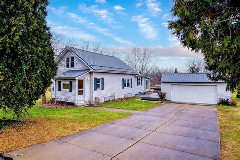 1499 King Dr, Uniontown, OH 44685 | Homes.com